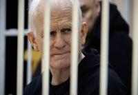 Алесю Бяляцкаму сёння споўнілася 63 гады