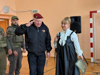 Лепельскіх школьнікаў прывялі на сустрэчу з Дзмітрыем Паўлічэнкам – камандзірам “эскадронаў смерці”