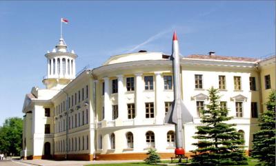 Выпускнікоў у Гарадку завабліваюць у Вайсковую акадэмію. Галоўны аргумент – вялікая стыпендыя, як нідзе болей