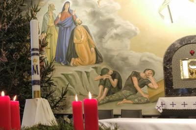 У віцебскім  касцёле святога Антонія з галоўнай фрэскі  зніклі яшчэ два персанажы