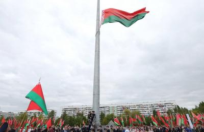 Флагшток у Віцебску  прызнаны  найвышэйшым дасягненнем 2025 году. Паводле афіцыйнай версіі
