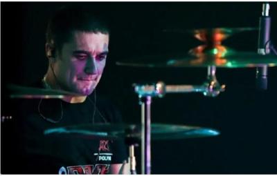 У спісах вызваленых палітвязняў, якім было дазволена застацца ў Беларусі – навапалачанін Дзмітрый Шалак