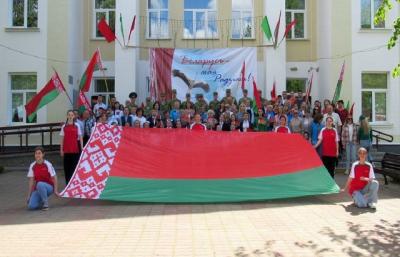 Па 2 сустрэчы з грамадзянамі штодня: як выглядае праца ідэалагаў у лічбах