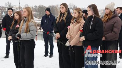 «Память в шагах» або “Старая песня на новы лад”