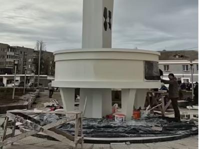 «Застаўся адзін дзень”. Аршанскую стэлу рыхтавалі ад адкрыцця спешным парадкам