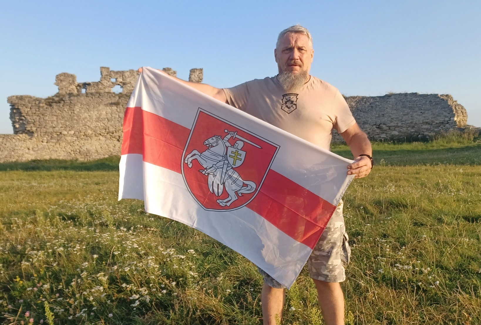 I“Экстрэмісцкай” прызналі старонку  віцебскага  палітэмігранта Змітра Піменава