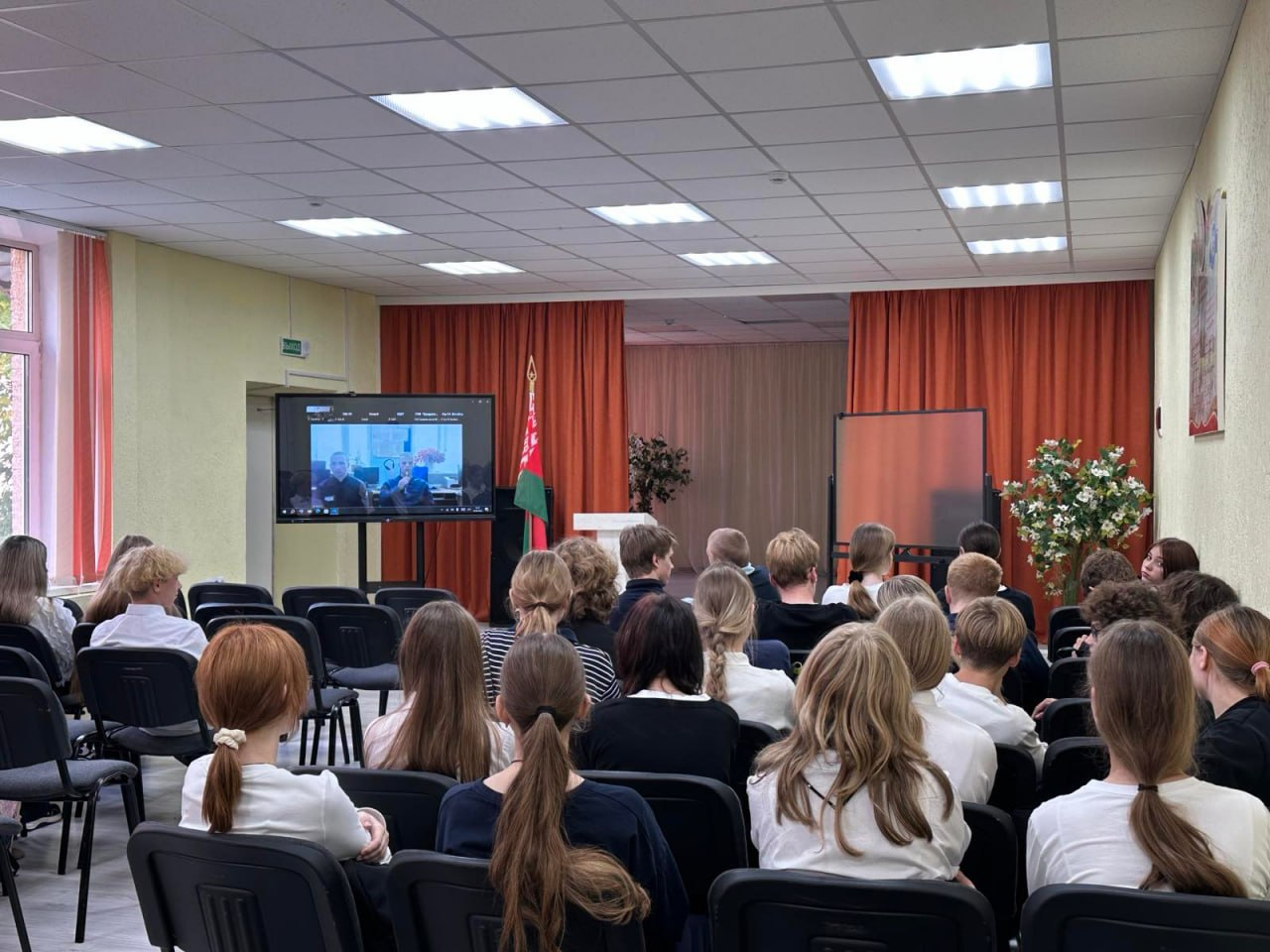 IДля аршанскіх падлеткаў правялі стрым са зняволенымі  віцебскай калоніі